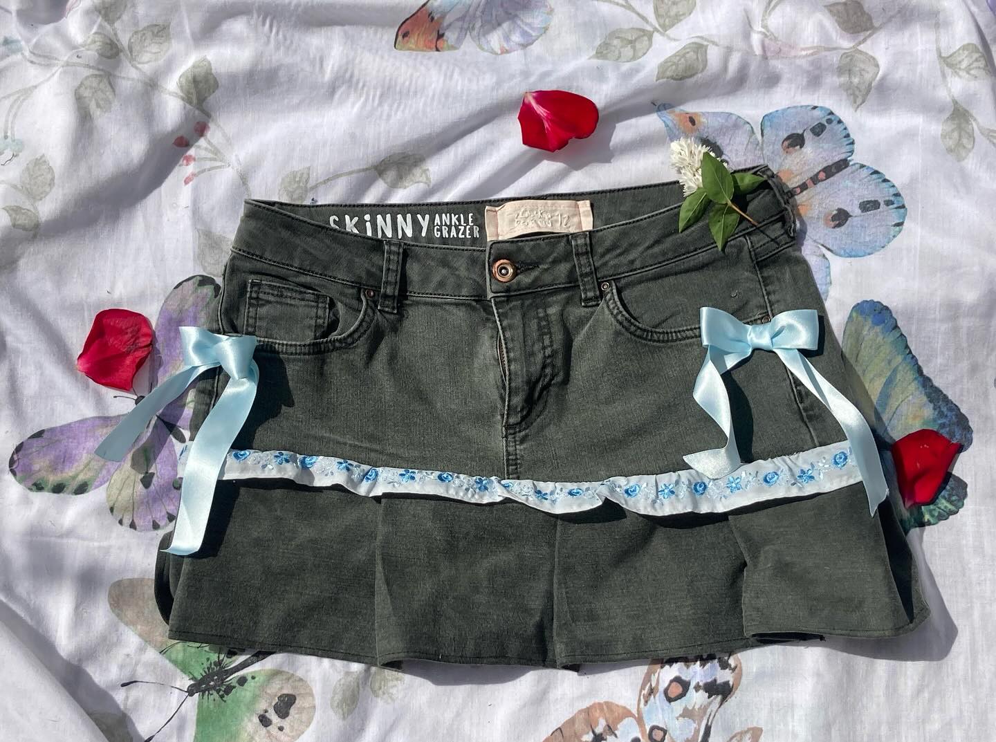 Denim skirt (Size 12 - £12): Upcycled with handmade bows